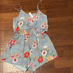 Gingham and floral pattern romper
